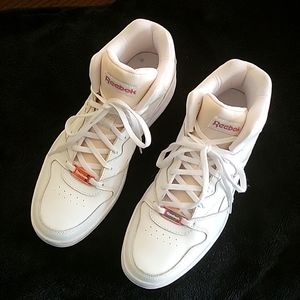 Women's Reebok hightop white/Rose gold shoe